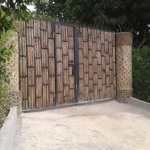  Homestay Plastic Bottles House