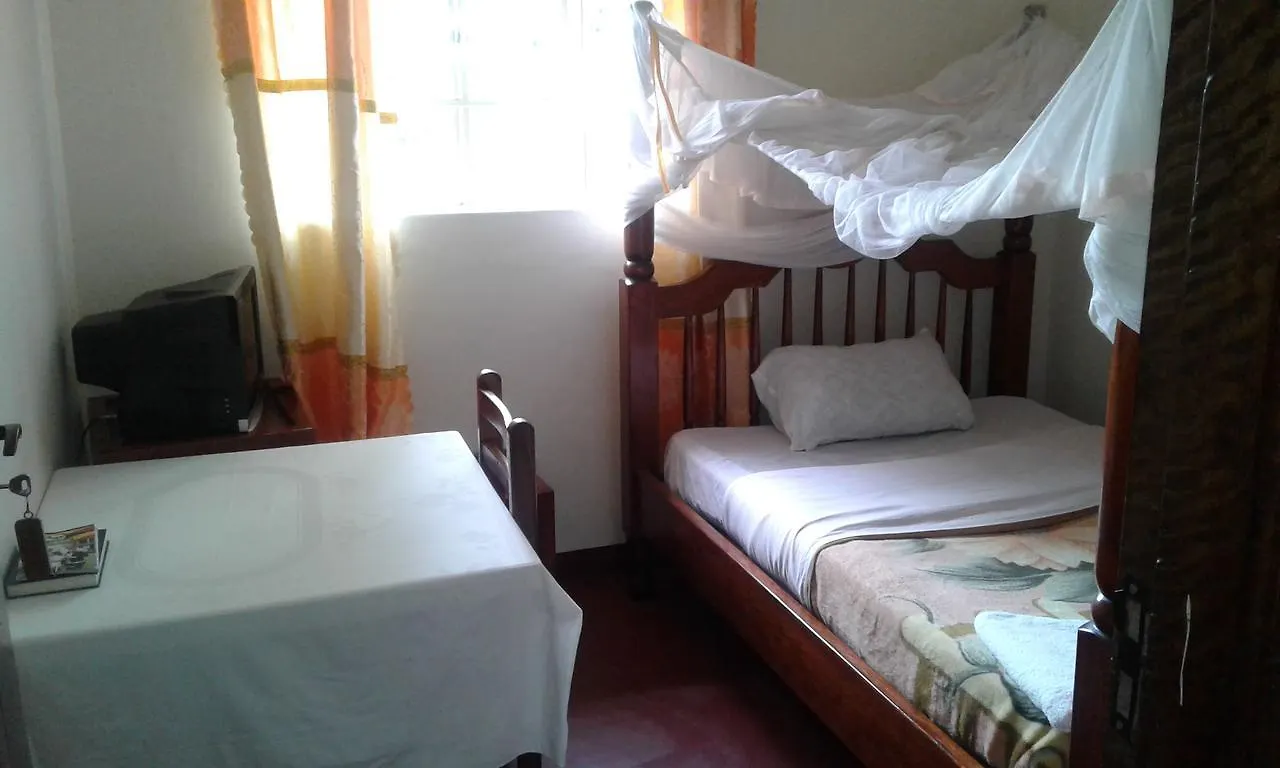 Skyway Hotel Entebbe 3*,  Uganda